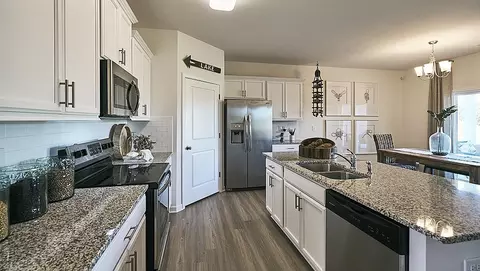 272 Robert Pl, Carthage, NC 28327 photo 8