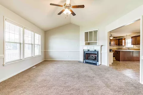 92 Long Grass Dr, Smithfield, NC 27577 photo 3