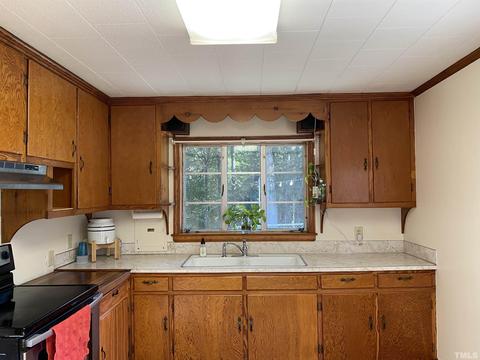 1506 Stallings Rd, Durham, NC 27703 photo 9