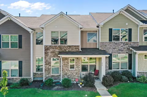 840 Country Downs Rd, Wake Forest, NC 27587 photo 1