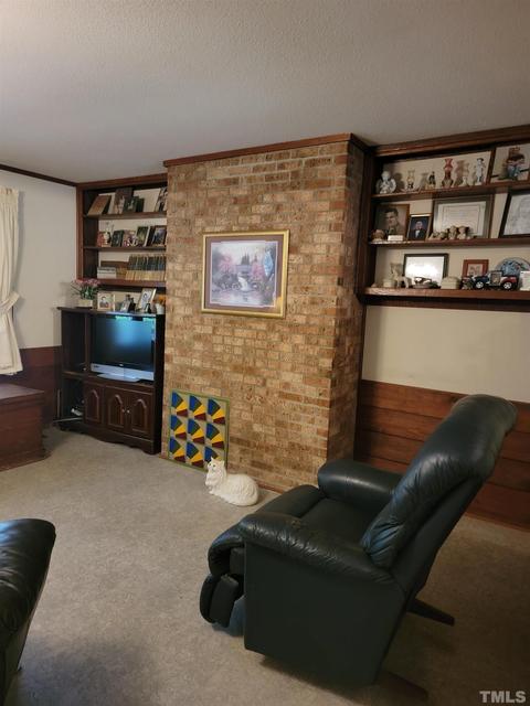 6061 Old Fairground Rd, Benson, NC 27504 photo 10