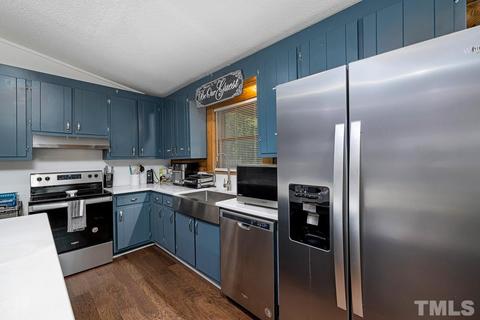 4920 Howe St, Durham, NC 27705 photo 6