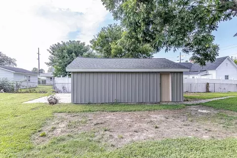 307 W K St, Erwin, NC 28339 photo 23