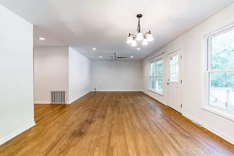 122 Oliver Ln, Durham, NC 27713 photo 4