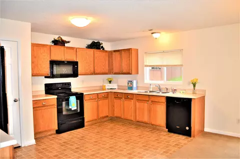 105 Lodestone Dr, Durham, NC 27703 photo 7