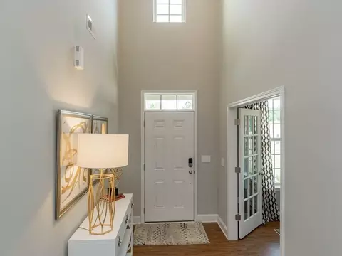 1812 Cleyera Ct, Zebulon, NC 27597