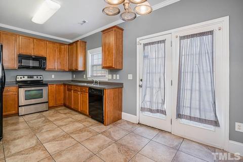 4702 Hoppers Dr, Durham, NC 27704 photo 6