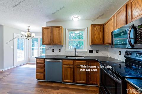 2 Big Bluff Pl, Durham, NC 27712 photo 4