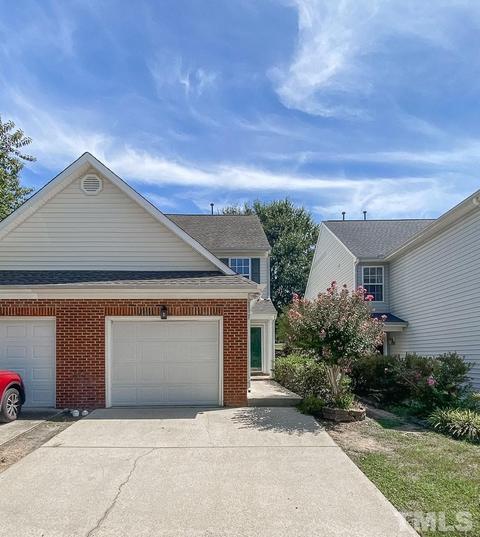 5242 Eagle Trace Dr, Raleigh, NC 27604 photo 1