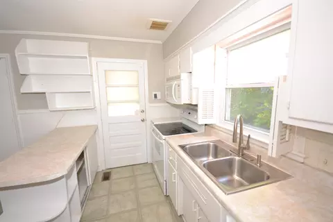 1713 Forest Rd, Durham, NC 27705 photo 5
