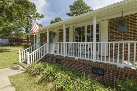 106 Phillips St, Smithfield, NC 27577 photo 5