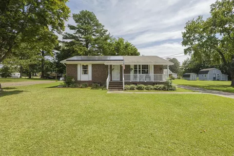 106 Phillips St, Smithfield, NC 27577 photo 3