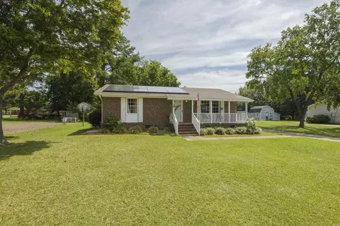 106 Phillips St, Smithfield, NC 27577 photo 2