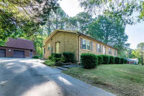 511 Van Dr, Durham, NC 27703 photo 2