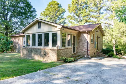 511 Van Dr, Durham, NC 27703 photo 3