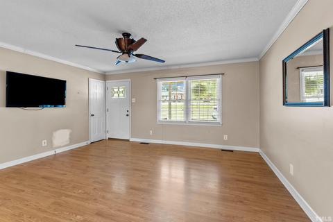 2920 Hamlin Rd, Durham, NC 27704 photo 4