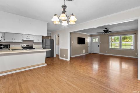 2920 Hamlin Rd, Durham, NC 27704 photo 5