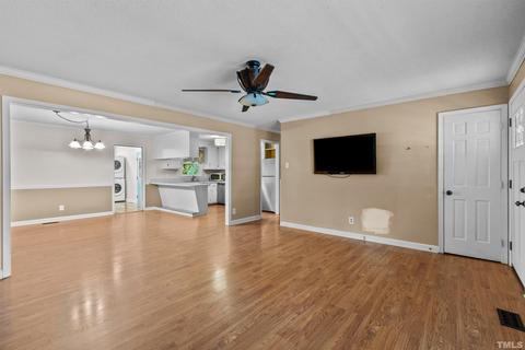 2920 Hamlin Rd, Durham, NC 27704 photo 3