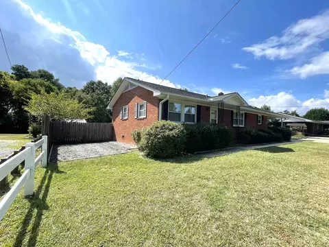 1012 Davis Dr, Apex, NC 27523 photo 3