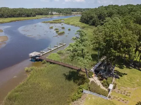 9294 SW Devaun Pointe Cir, Calabash, NC 28467 photo 5