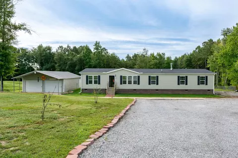 375 Godwin Rd, Benson, NC 27504 photo 1