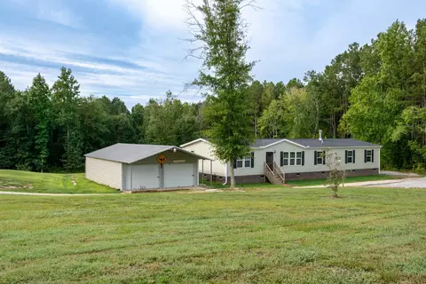 375 Godwin Rd, Benson, NC 27504 photo 2