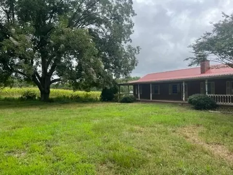 1459 Billy Hicks Rd, Roxboro, NC 27574 photo 2