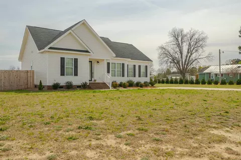 13453 Old Smithfield Rd, Bailey, NC 27807 photo 3