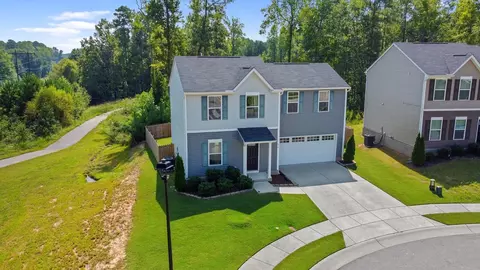 414 Fieldspar Ln, Clayton, NC 27520 photo 3