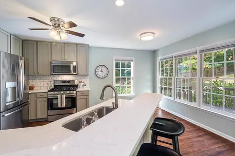 24 Bridgeport Dr, Durham, NC 27713 photo 13