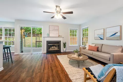 24 Bridgeport Dr, Durham, NC 27713 photo 6