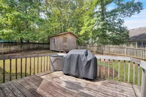 811 Alpha Dr, Durham, NC 27703 photo 16