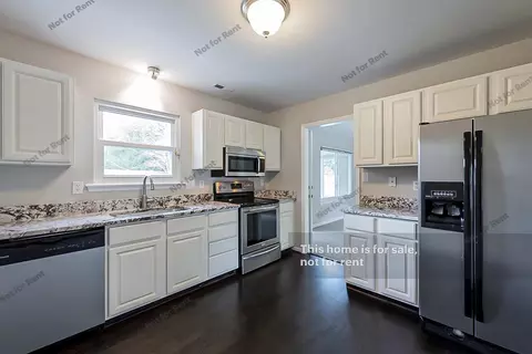 5 Okeefe Ct, Durham, NC 27712 photo 4