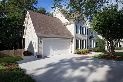 418 Kellyridge Dr, Apex, NC 27502 photo 2
