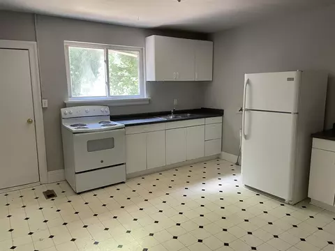 409 Gardner St, Raleigh, NC 27607 photo 9
