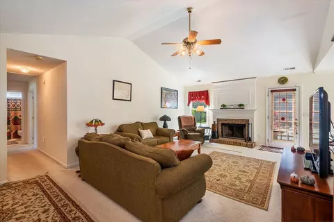 5 Marsh Landing Ct, Durham, NC 27703 photo 9