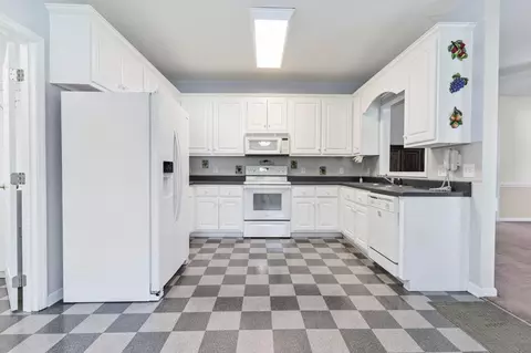214 Trey Dr, Benson, NC 27504 photo 7