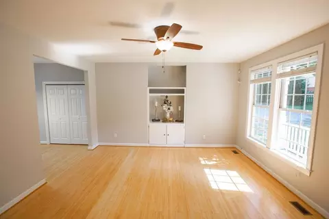 217 W Chestnut Ave, Wake Forest, NC 27587 photo 3