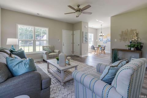 52 Iris Bryant Rd, Erwin, NC 28339 photo 4