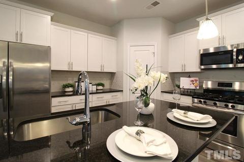 1207 Compass Dr, Durham, NC 27713 photo 4