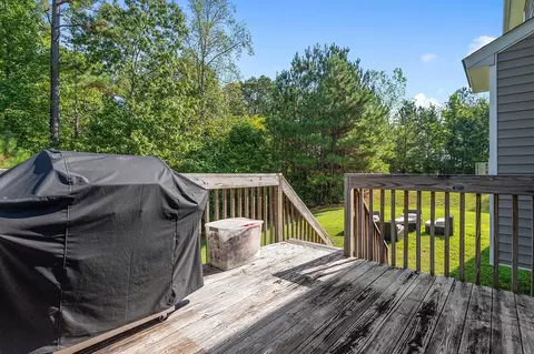 9 Bent Branch Ct, Durham, NC 27704 photo 8