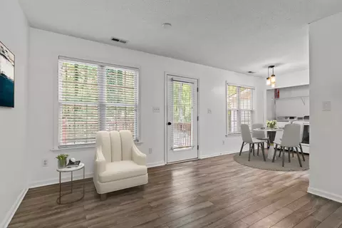 105 Dover Cir, Selma, NC 27576 photo 11