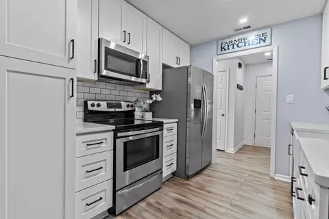105 Dover Cir, Selma, NC 27576 photo 7