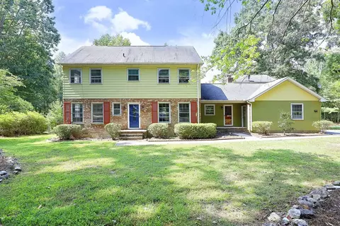 5005 Heritage Dr, Durham, NC 27712 photo 1