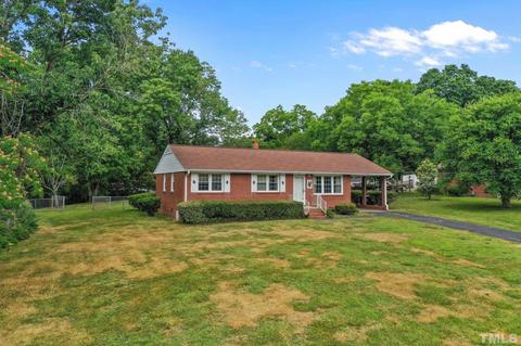 407 Belmont Dr, Durham, NC 27703 photo 1