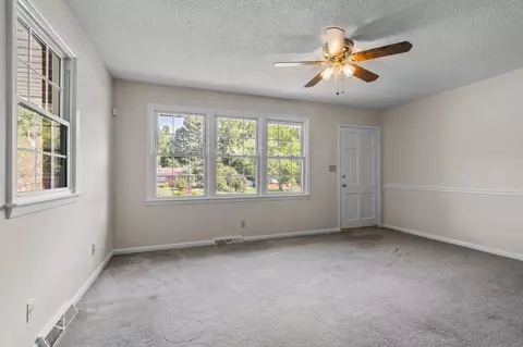 407 Belmont Dr, Durham, NC 27703 photo 10
