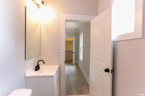 1602 Lathrop St, Durham, NC 27703 photo 12
