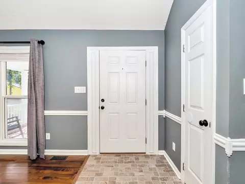 208 Grant Ct, Selma, NC 27576 photo 6