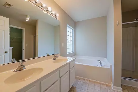 4 Mooring Ct, Durham, NC 27703 photo 22