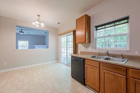 4 Mooring Ct, Durham, NC 27703 photo 10